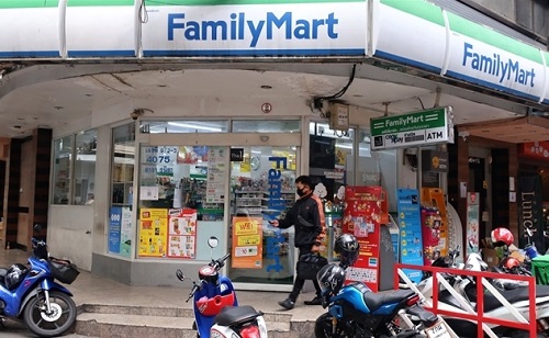 Family Mart tuyển dụng nhân viên làm việc Part time